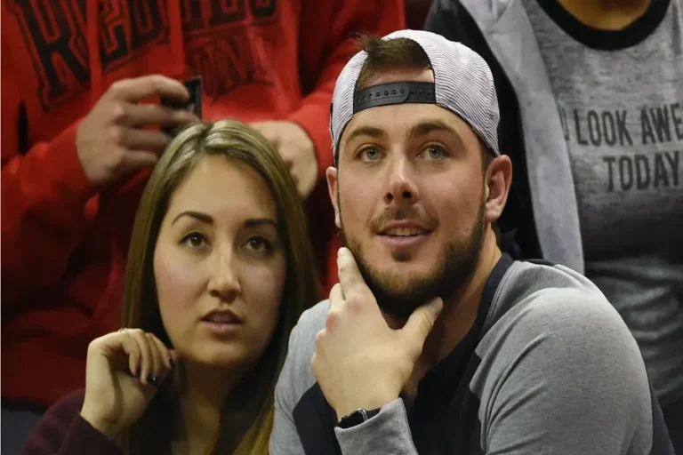 Kris Bryant Wife